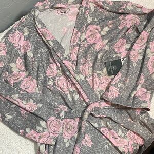 Laura Ashley Floral Gray and Pink Women's Robe NWT